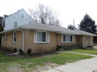 2744 Winsted Dr, Toledo OH  43606-3924 exterior
