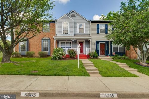 6065 Trident Ln, Woodbridge, VA 22193-4100