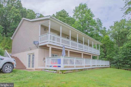 116 Solomons Ct, Hedgesville WV  25427-3723 exterior