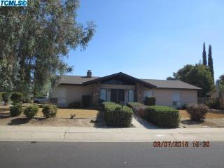 2247 Paradise Ave, Visalia, CA 93292-5615