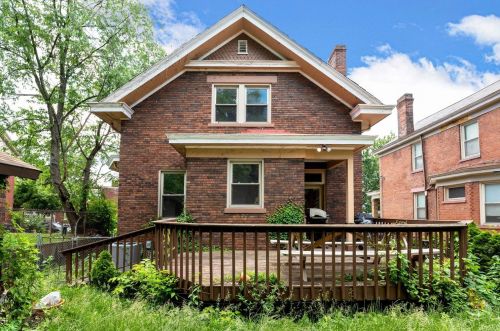 342 Ada St, Cincinnati OH 45219-1102 exterior