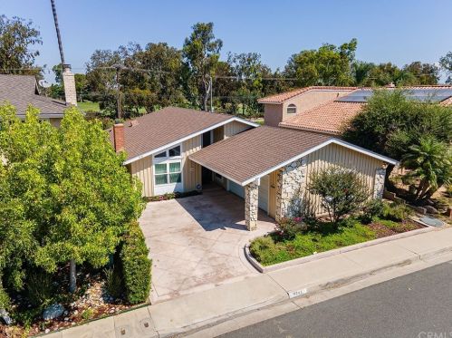 4241 Ironwood Ave, Seal Beach, CA 90740-2965