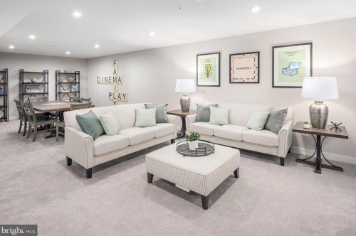 100 Tyler Dr, Hanover PA exterior