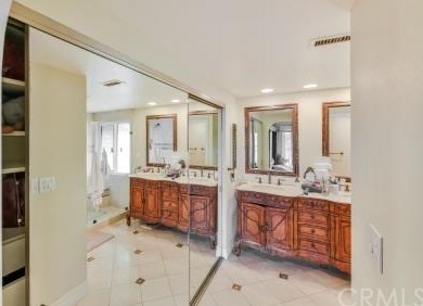 55 Lakeview, Irvine CA  92604-3628 exterior