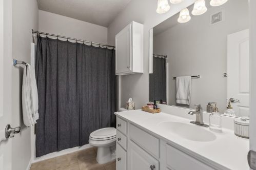 10255 Bleeker St, Saint Paul MN  55129-6904 exterior