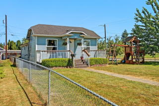 2131 Maple St, Everett, WA 98201-2550