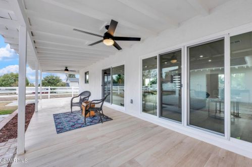 3096 Reservoir Dr, Simi Valley CA  93065-1001 exterior