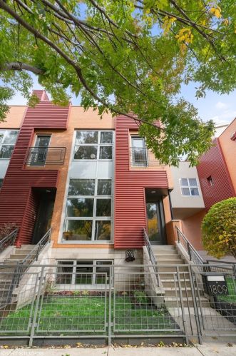 1809 Leavitt St, Chicago, IL 60647-4457
