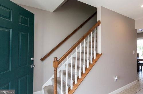 2355 View Rd, Lancaster PA  17602-1844 exterior