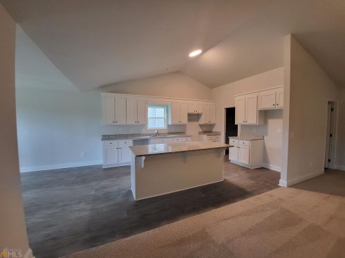 85 Liberty Hill Rd, Hartwell, GA 30643-4550