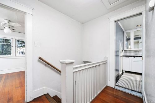 5292 Magnolia Ave, Riverside CA  92506-1248 exterior