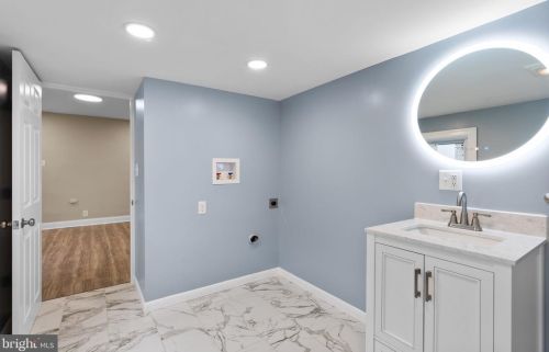 425 Cherry St, Lancaster PA  17602-4913 exterior