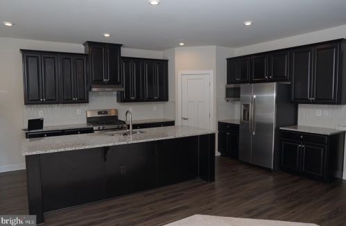 685 Falcon Ln, Aberdeen MD  21001-1256 exterior