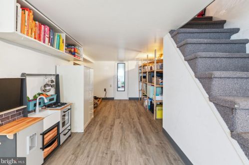 1818 12 St, Philadelphia PA 19122-0018 exterior