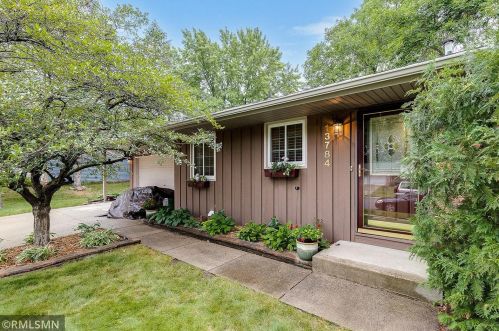 13784 Fairlawn Ave, Saint Paul, MN 55124-7470