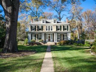 1106 43rd St, Richmond, VA 23225-4617