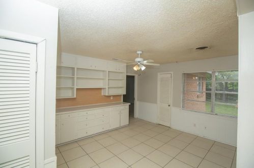 6616 Rockdale Rd, Fort Worth TX  76134-3834 exterior