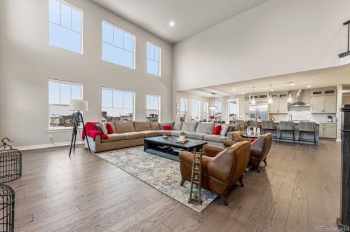 27760 Lakeview Dr, Aurora CO  80016 exterior