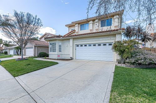 1121 Mount Whitney Way, Santa Maria, CA 93454-2660