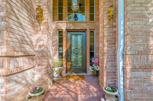 715 Somerset St, Conroe TX  77302-3755 exterior