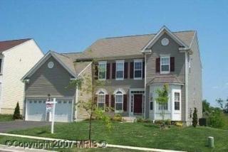 17465 Tedler Cir, Round Hill VA  20141-2178 exterior