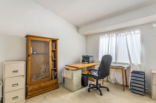 5018 Trojan Ct, Riverside CA  92507-6056 exterior