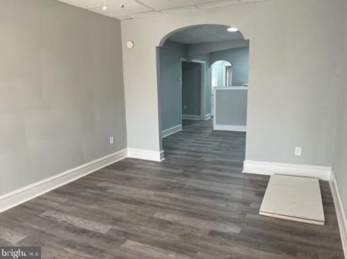 4849 9th St, Philadelphia PA  19141-3923 exterior