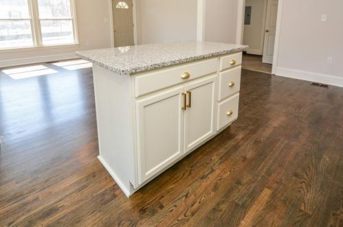 1771 Ctr Ave, Atlanta GA  30344-4725 exterior