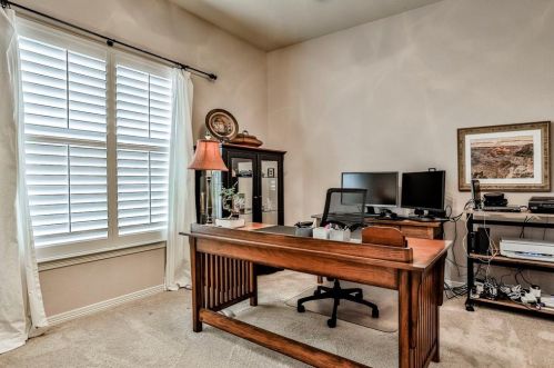 8216 Bridge St, Fort Worth TX 76103-1350 exterior