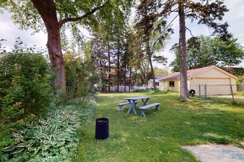 120 Rose St, Palatine, IL 60067-7834
