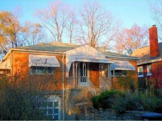 3306 Daytona Ave, Cincinnati, OH 45211-6617
