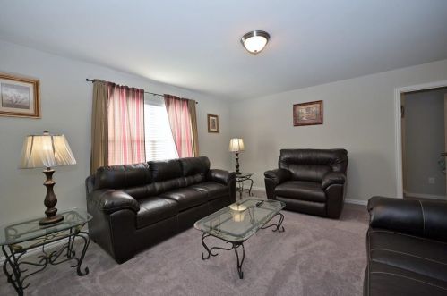 1544 Chama Dr, Fort Worth TX  76119-2666 exterior