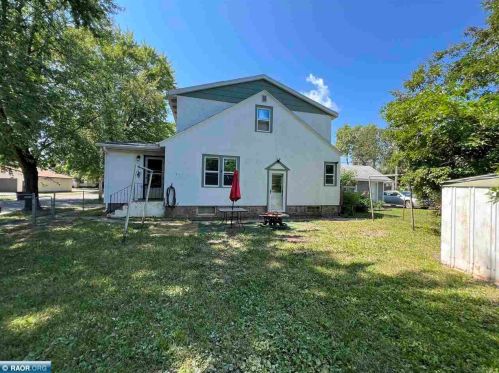 315 27th St, Hibbing, MN 55746-2217