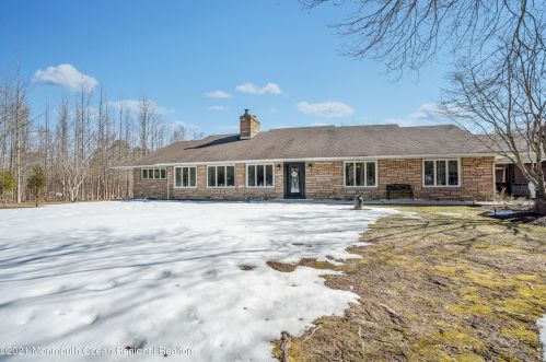 1018 Marlboro Rd, Old Bridge, NJ 08857-4031