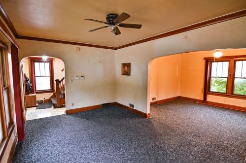 611 George Ave, Waukegan, IL 60085-6421