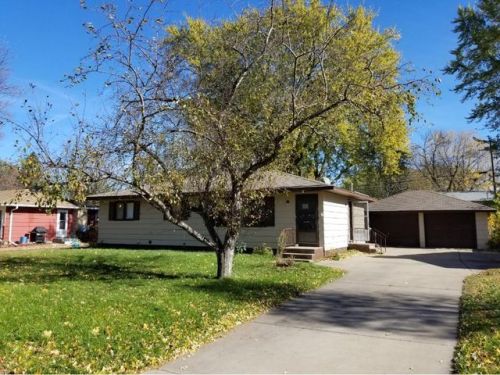 4346 Diamond Dr, Saint Paul MN  55122-2051 exterior