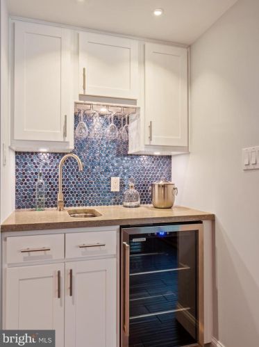 5812 Heming Ave, Springfield VA  22151-2716 exterior