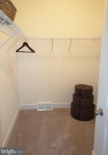 202 Stonewicke Dr, Hanover PA  17331 exterior