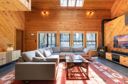 12279 Bennett Flat Rd, Truckee CA  96161-6202 exterior