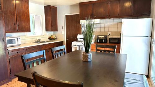 2014 Lee Dr, Escondido, CA 92027-1731