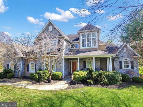 1106 Hillside Dr, Carlisle, PA 17013-3500