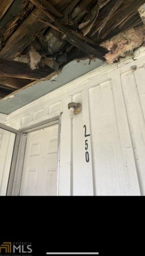 250 Rockdale Dr, Conyers GA  30013-1564 exterior
