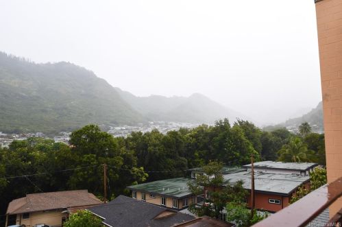 2140 10th Ave, Honolulu HI  96816-3012 exterior