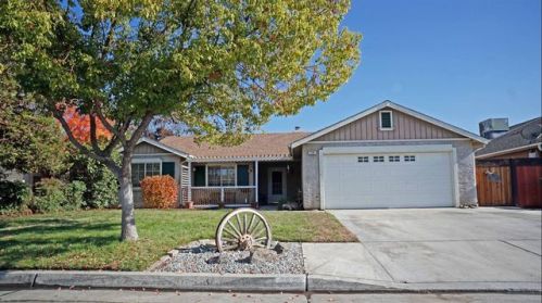 116 Burgan Ave, Fresno, CA 93727-6828