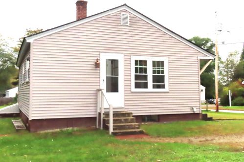16 Fairbanks St, Keene, NH 03431-3903