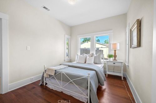 2620 Flower St, Santa Ana CA 92706-1930 exterior