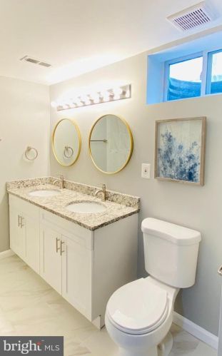 1002 Kerwin Rd, Silver Spring MD  20901-1865 exterior