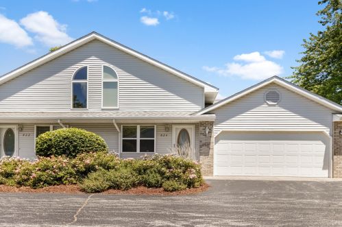 824 Kahler Rd, Lorenzo, IL 60481-1568
