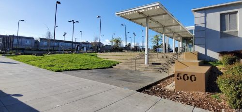 447 Girard St, San Francisco CA 94134-2109 exterior