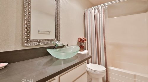 1615 Carmel Cir, Upland CA  91784-1726 exterior